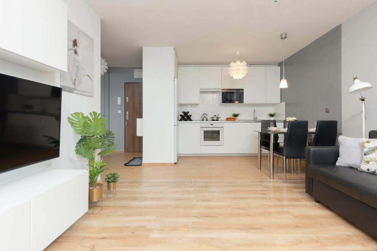 Warszawa Wawrzyszewska Apartment By Noclegi Renters Varsóvia Exterior foto